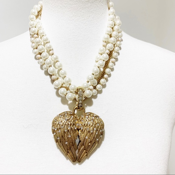Betsey Johnson Jewelry - Betsey Johnson pearl angel wings heart mirror NWT